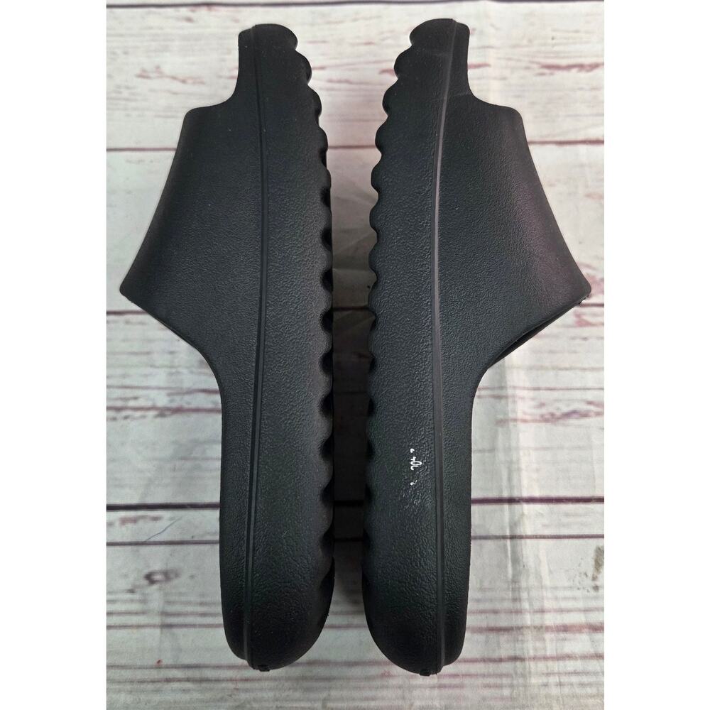Adidas Adilette Lumia Slides Youth Size 5 Black Slip On Sandals Kids - Picture 7 of 9